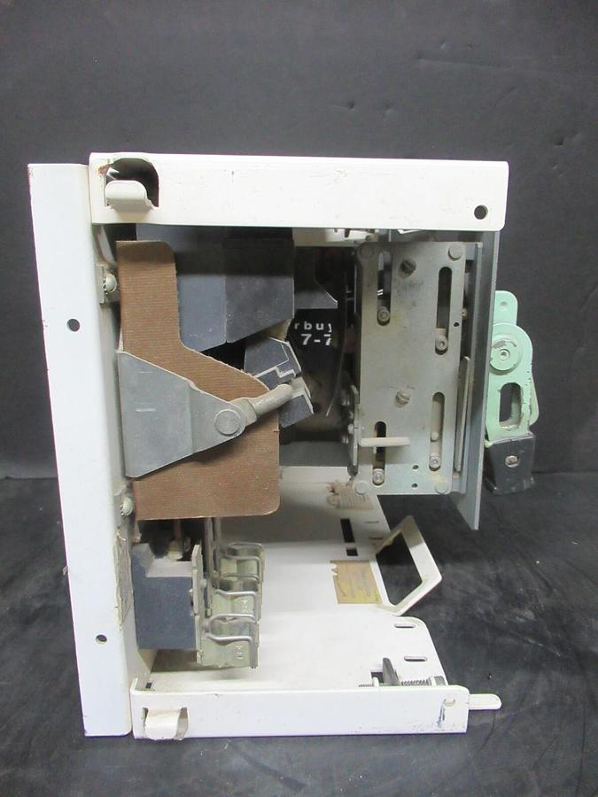 Used CUTLER HAMMER MOTOR CONTROL BUCKET 12" CHASIS 600 V NO BREAKER / STARTER W/ DOOR