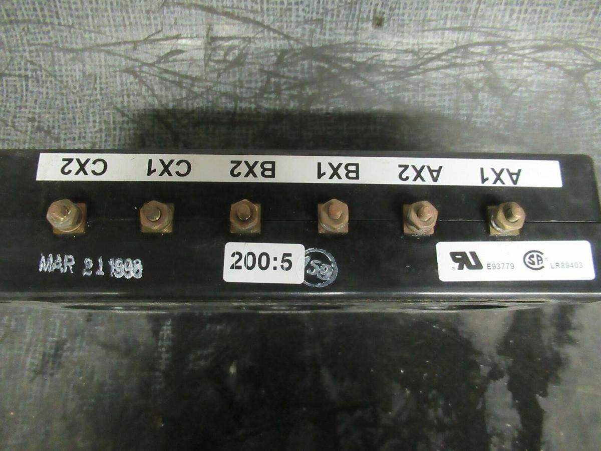 Used CUTLER HAMMER CURRENT TRANSFORMER 2092A37H03 RATIO: 200:5 A KV: 10 **WARRANTY**