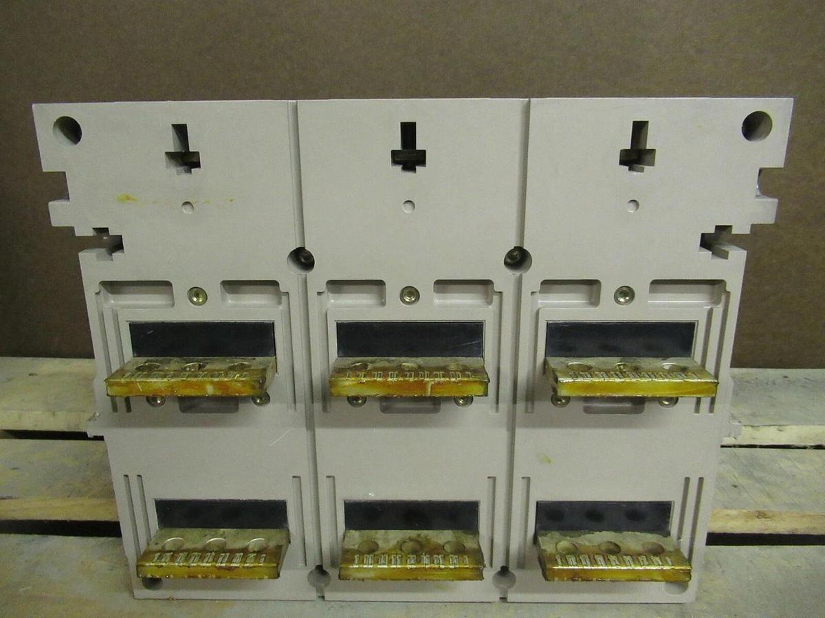 Used 1200 AMP SQUARE D MP12H1 MASTERPACT CIRCUIT BREAKER STR58U TRIP 54750 600 VAC