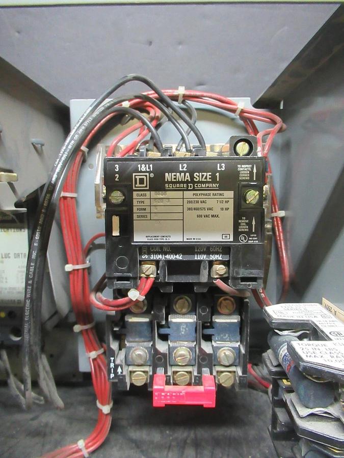 Used SQUARE D MCC MOTOR CONTROL STARTER 12" MODEL 5 W/ NEMA SIZE 1 8536SCO3 3 AMP