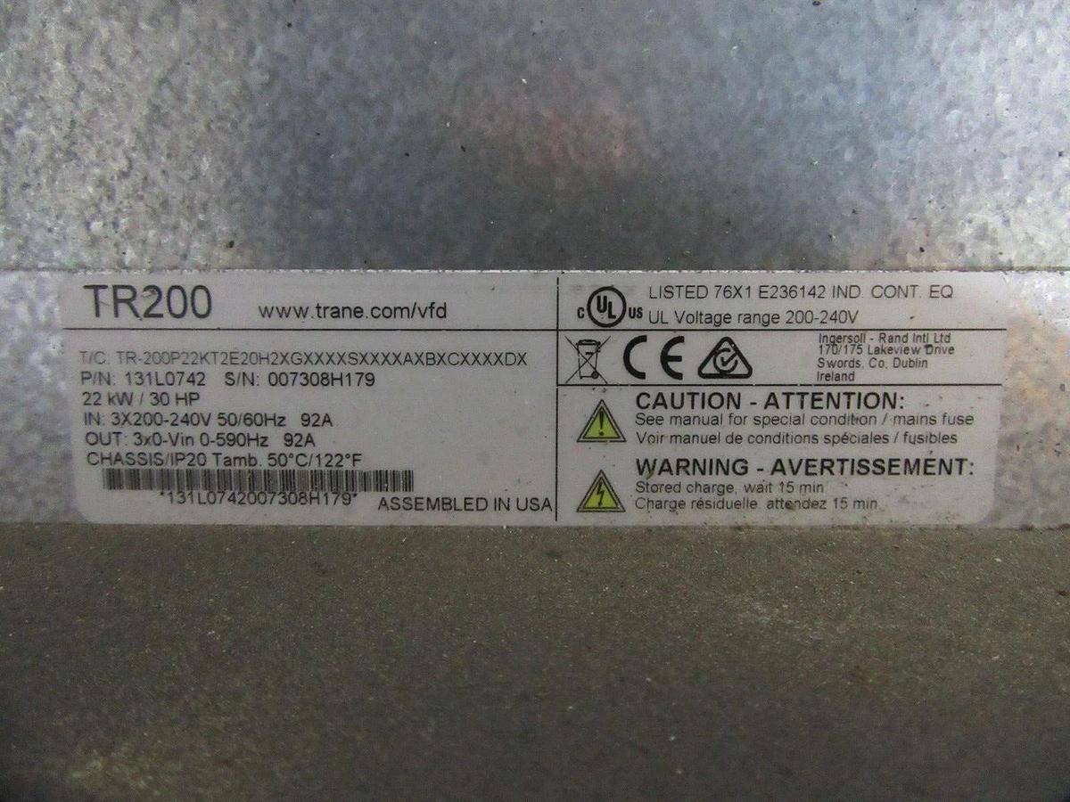 Used TR200 30 HP / 22 KW TRANE VFD DRIVE 92 AMP 200 - 240 VAC 3 PH 131L0742 0-590 HZ
