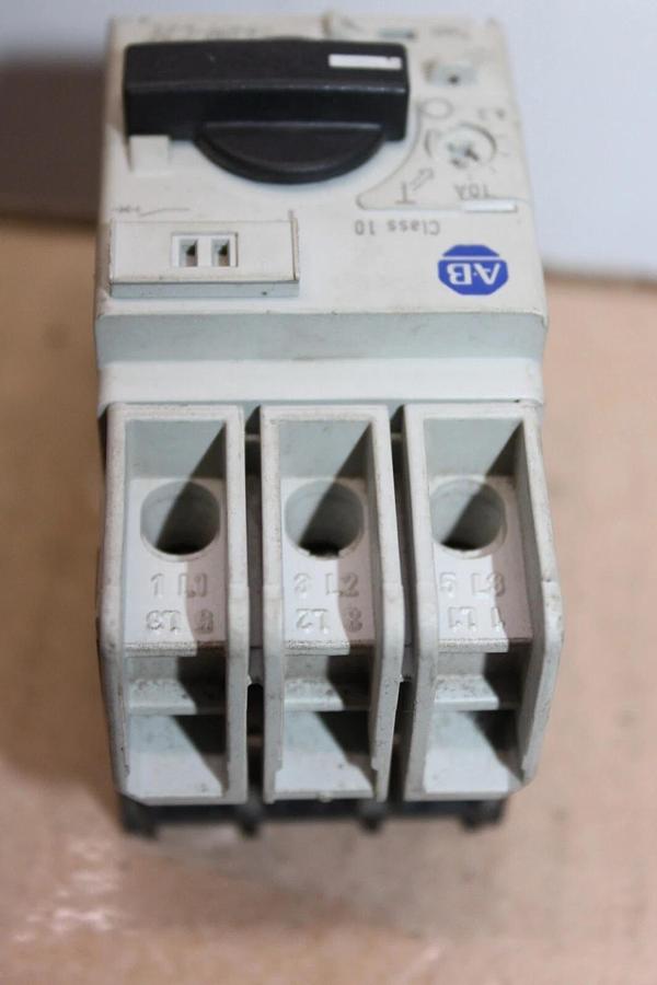 Used ALLEN BRADLEY MANUAL MOTOR STARTER 140M-2CE-C10 10 AMP 600 VAC