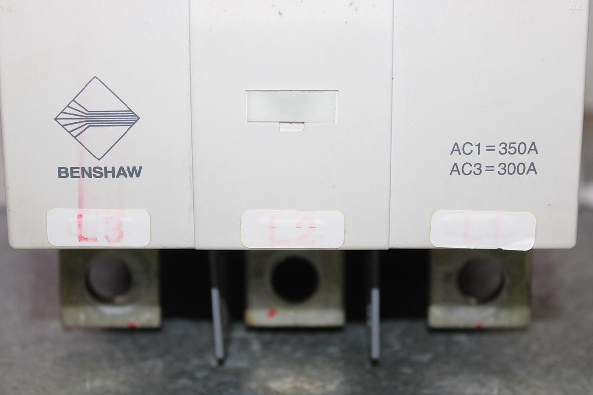 Used CUTLER HAMMER NEMA CONTACTOR C10CN3 SIZE 1 27 AMP 3-PHASE