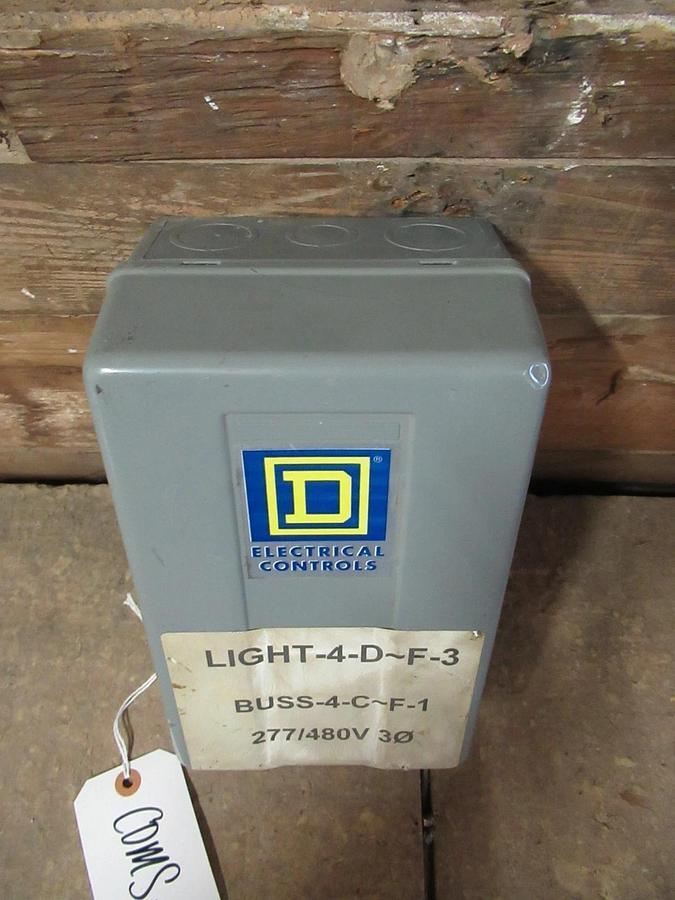 Used SQUARE D LIGHTING CONTACTOR W/ ENCLOSURE 8903SMG2 600VAC 30A **WARRANTY**