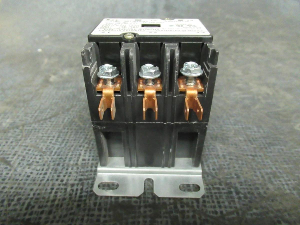 Used PRODUCTS UNLIMITED CONTACTOR 50A/RES 600V 25HP 120V COIL 50/60HZ 3100-30T2028MC