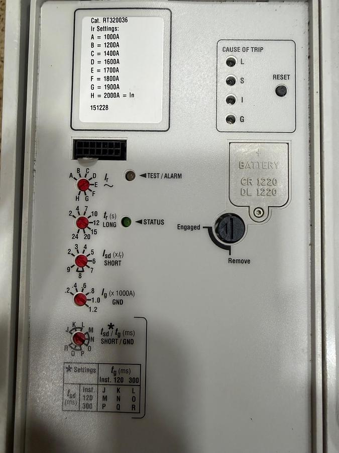 Used CUTLER HAMMER CIRCUIT BREAKER 