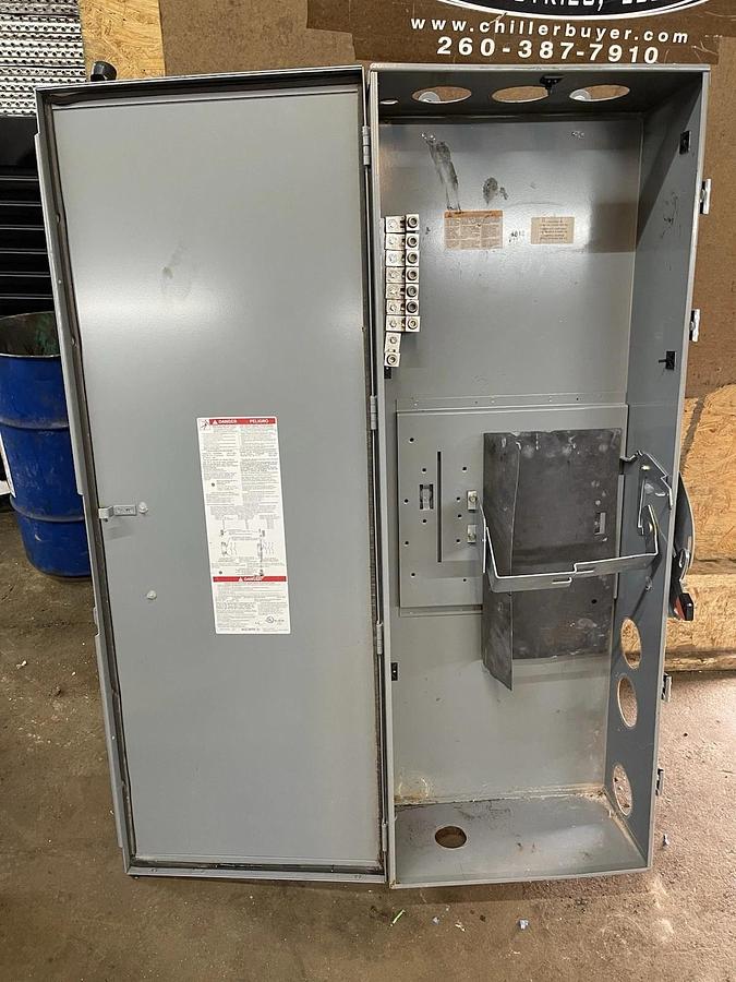 Used SQUARE D CIRCUIT BREAKER ENCLOSURE P1200AWK NEMA 3R, 5, 12 1200 AMP