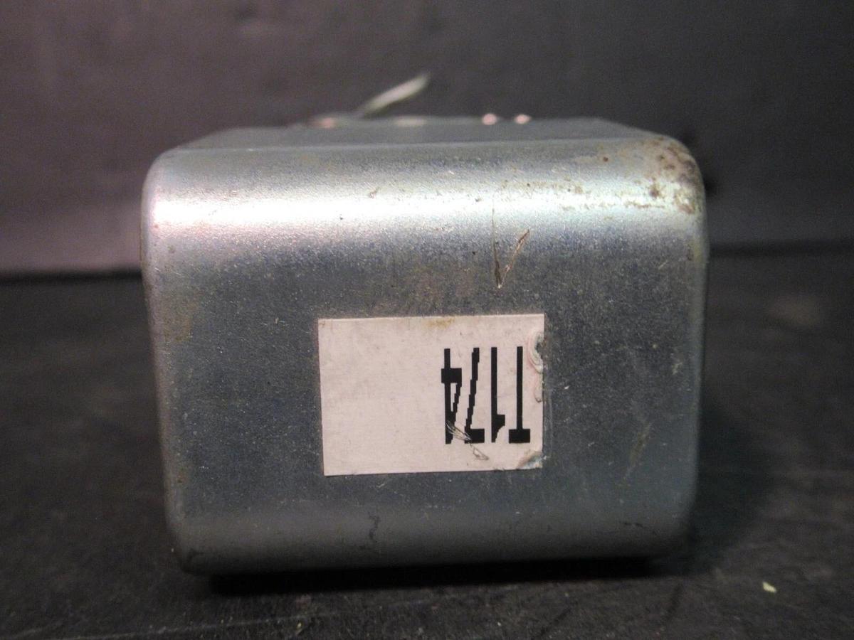 Used CARRIER GENERAL PURPOSE VALVE EFJX212 120 VOLT - 17 WATT - 300 PSI **WARRANTY**