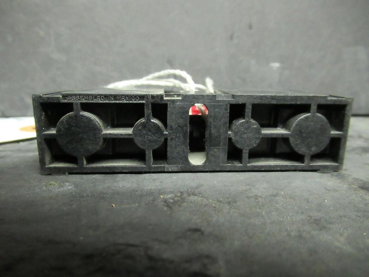 Used CUTLER HAMMER BLOCK FUSE HOLDER C350B1C61 30 AMP 600 VAC FOR CLASS CC FUSES