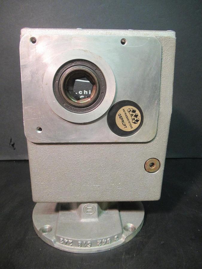 Used BOSCH RIGHT ANGLE GEAR REDUCER 3-842-519-117 3.9 NM 1700 1/MIN **WARRANTY**