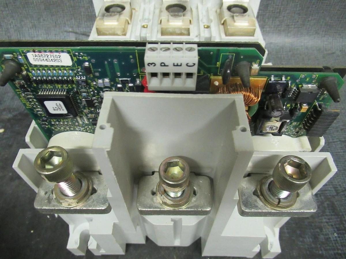 Used 270 AMP NEMA: 5 CUTLER HAMMER CONTACTOR W201K5CFZ1 200 HP 600 VAC 3 PHASE