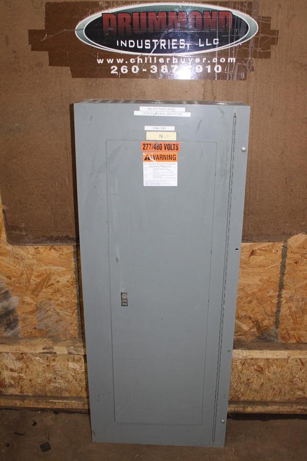Used SQUARE D TYPE 1 NF MAIN SERVICE PANEL 12106793820030001 150 AMP 30-SLOT 600V