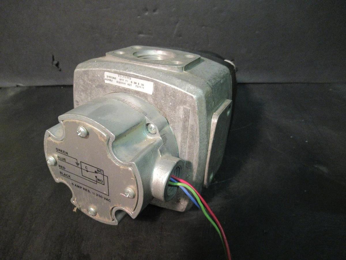 Used VICKERS ELEMENT KIT RETURN INLINE 2101363 250 VAC 5 AMP 737841 **WARRANTY**