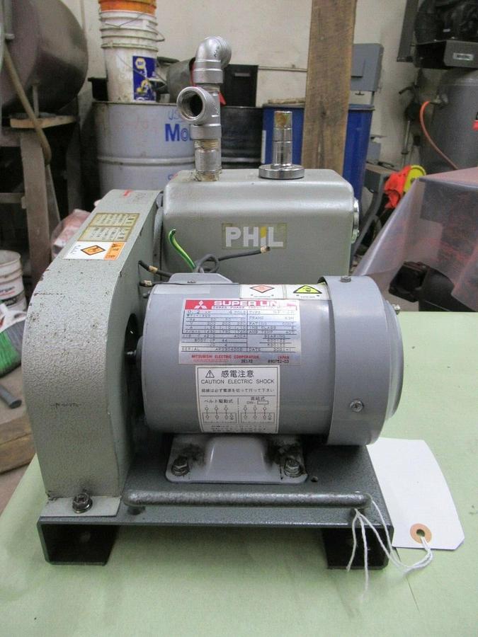 Used PHIL / SATO VAC VACUUM PUMP USW-50 0308120 50L/MIN 600 RPM 200 WATT W/ MOTOR