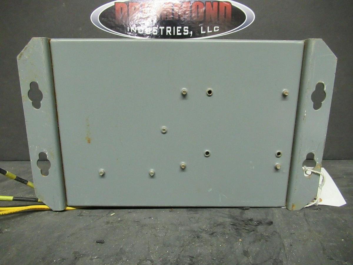 Used SQUARE D CLASS 9070 TRANSFORMER DISCONNECT 250 VA SK5271N SER. A W/ ENCLOSURE