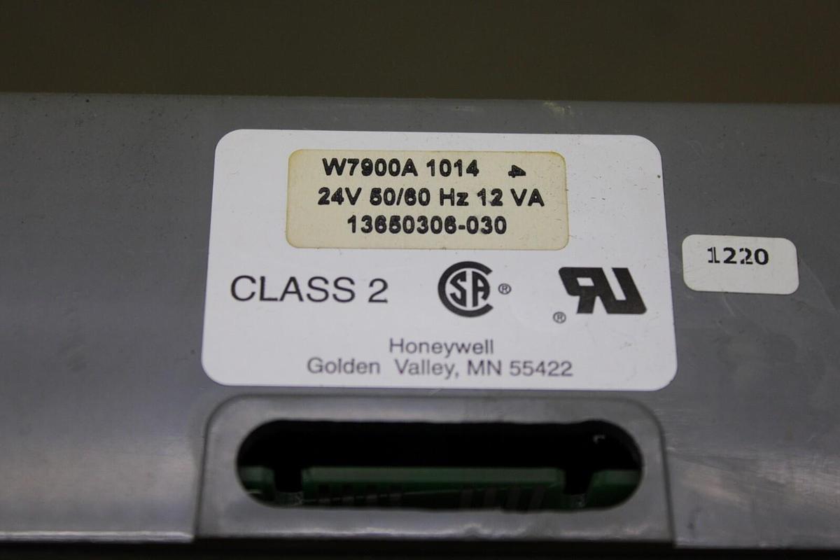 Used TRANE CHILLER CONTROL MODULE W7900A1014 24 VOLT 12 VA **WARRANTY INCLUDED**