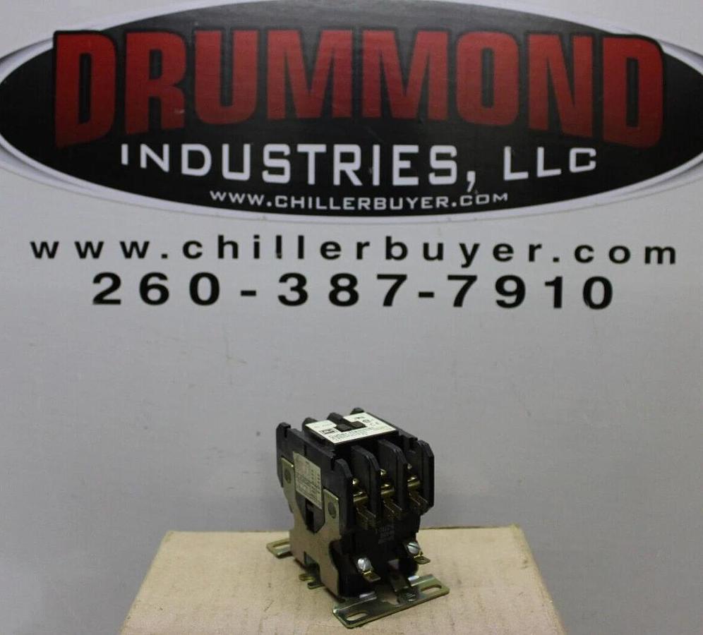 Used CUTLER HAMMER CONTACTOR 30 AMP 600V 3 PHASE 104-120V COIL MODEL: C25DND330 C1