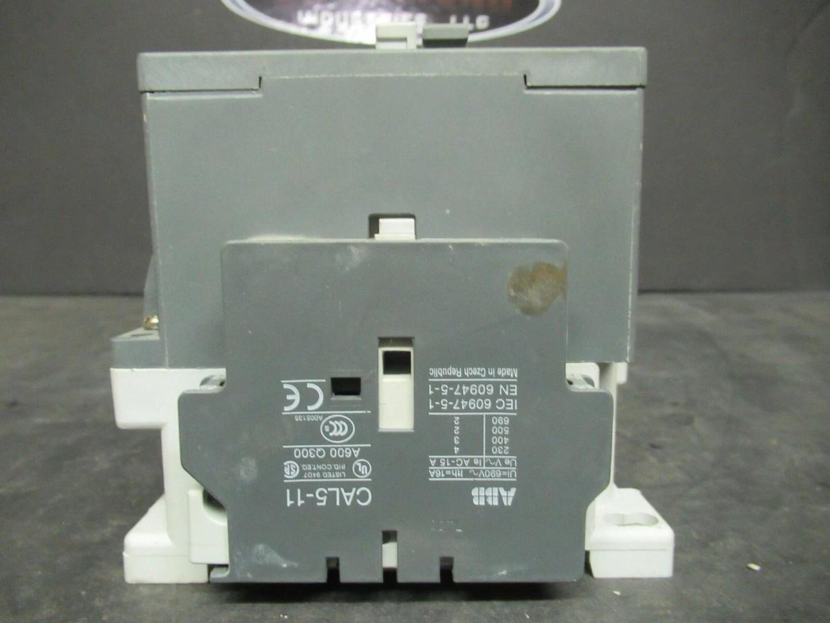 YORK CONTACTOR 024-31107-000 90 AMP 600 VAC 60 HP 110/120 VOLT COIL **WARRANTY**