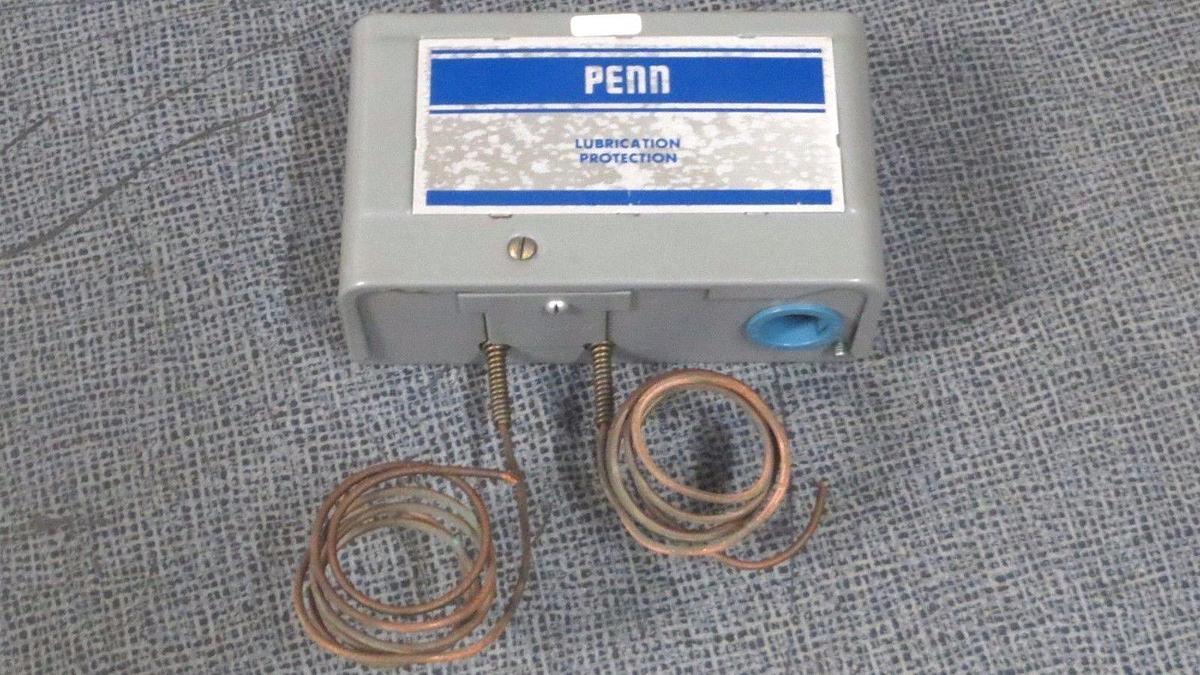 Used JOHNSON CONTROLS PENN LUBRICATION PROTECTION 7/60 PSID P12CA-1 709718B-01