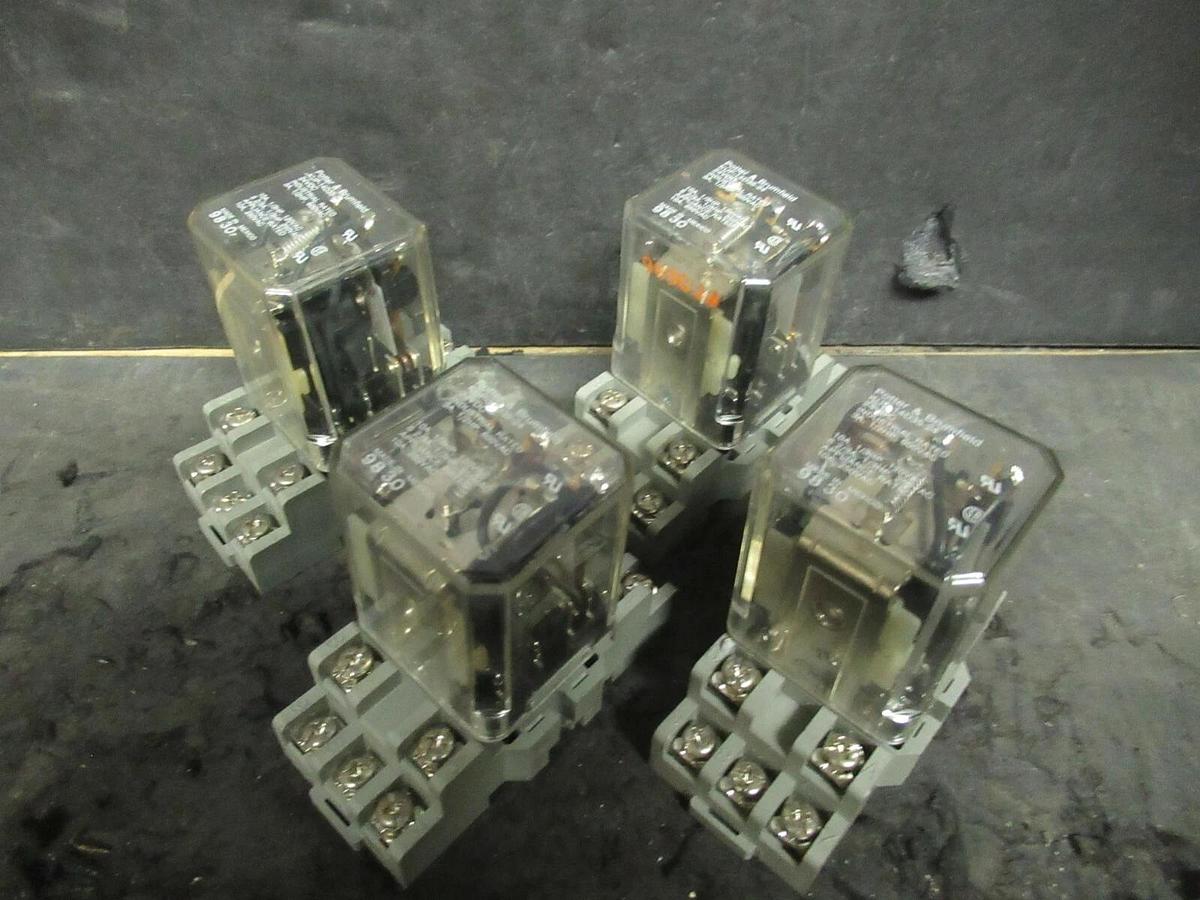 Used (SET OF 4) POTTER & BRUMFIELD KUP-14D35-24 INDUSTRIAL RELAY 3 A 1/2 HP W/ BASE