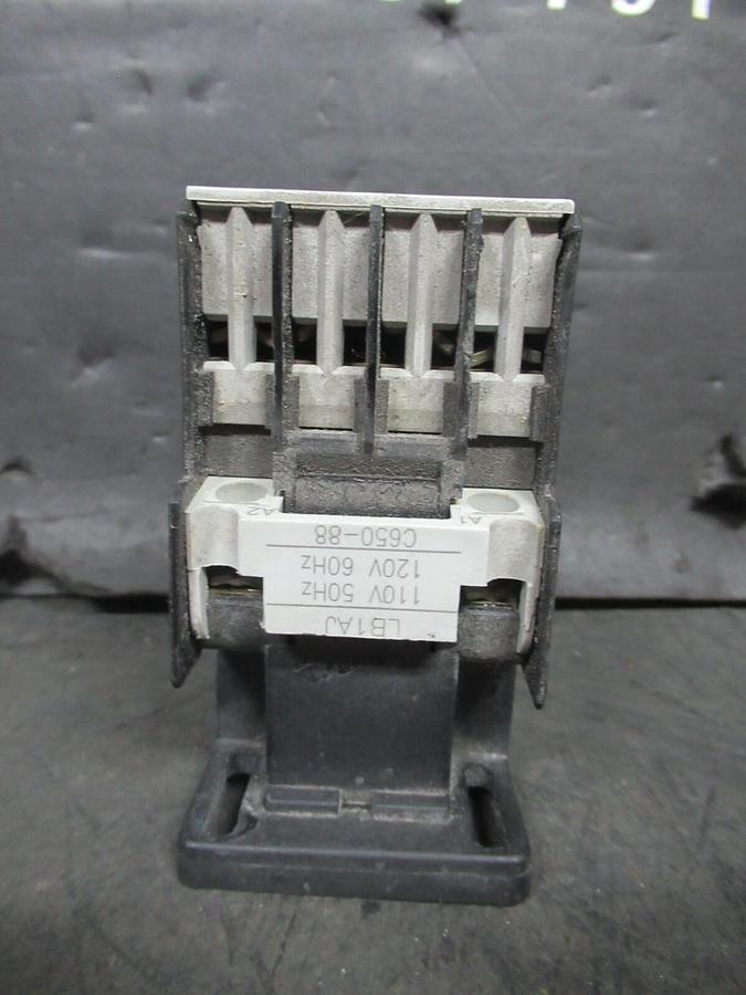Used GE AUXILIARY RELAY RL4RA022T MOD. 1 600 VAC 20 AMP 110/120 VOLT COIL