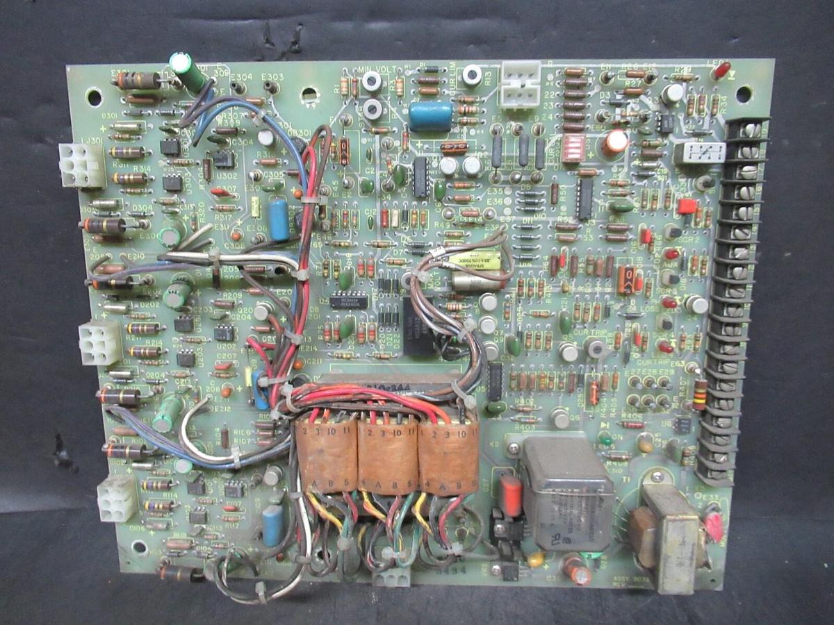 Used WESTINGHOUSE SOFT STARTER CONTROL BOARD 9032-236HXA REV. 37 0061-604 REV. 21