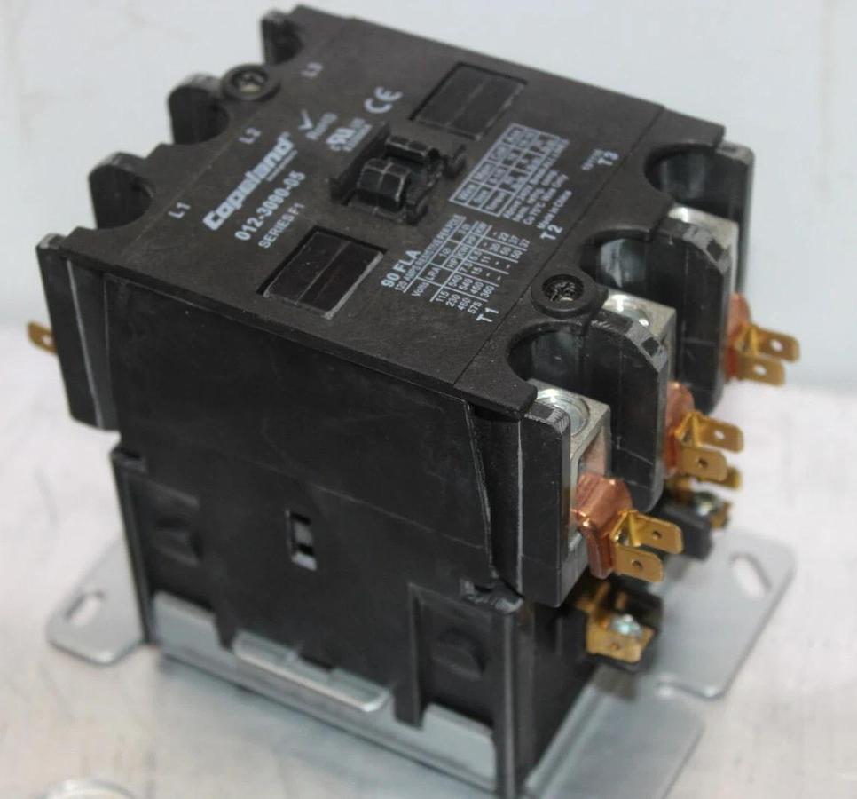 Used COPELAND CONTACTOR 012-3090-05 90 AMP 600 VOLT 3-PHASE 3-POLE COIL: 110/120 VAC