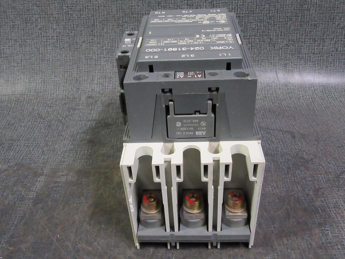 Used YORK ABB CONTACTOR # 024-31891-000 # A145-30 230 AMP 600V 3 PHASE 110-120V COIL