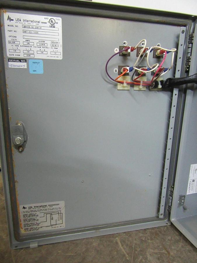 Used LEA INTERNATIONAL SURGE PROTECTOR GB100S-120/208-3Y 120/208 VOLT A87-00-1000