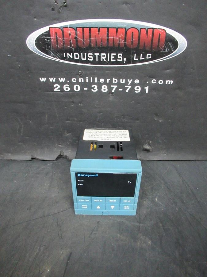 Used HONEYWELL BURNER CONTROL KEYBOARD DISPLAY UDC2000 MINI-PRO DC200C-0-010-1000B0-0