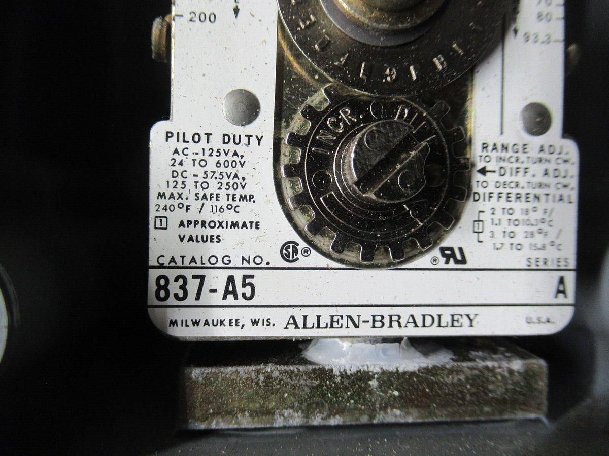 Used ALLEN-BRADLEY TEMPERATURE CONTROL SWITCH 837-A5 24-600 VAC @ 125 VA NEMA 4, 13