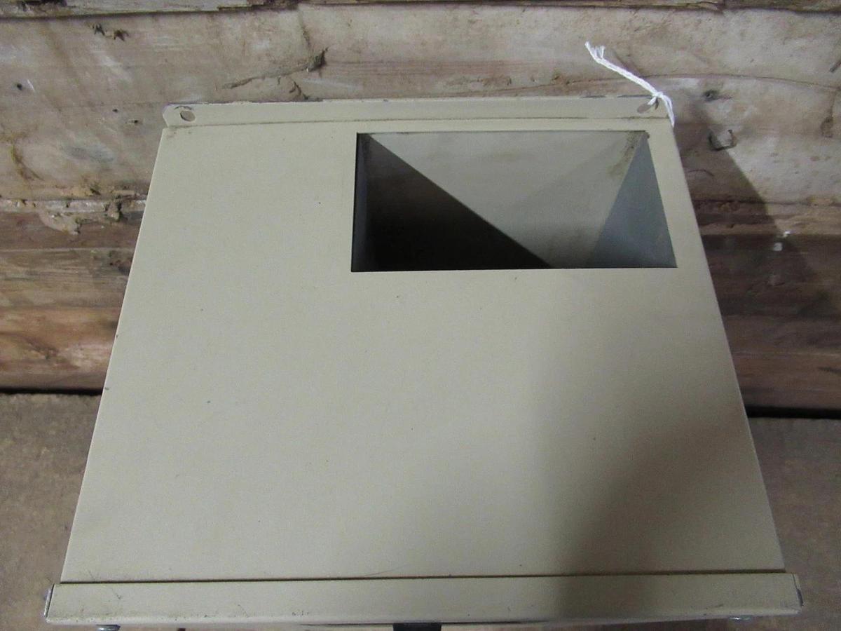 Used TOSHIBA VARIABLE SPEED DRIVE HK30AA032 230V 7.5HP 24A 3 PHASE TYPE: 1