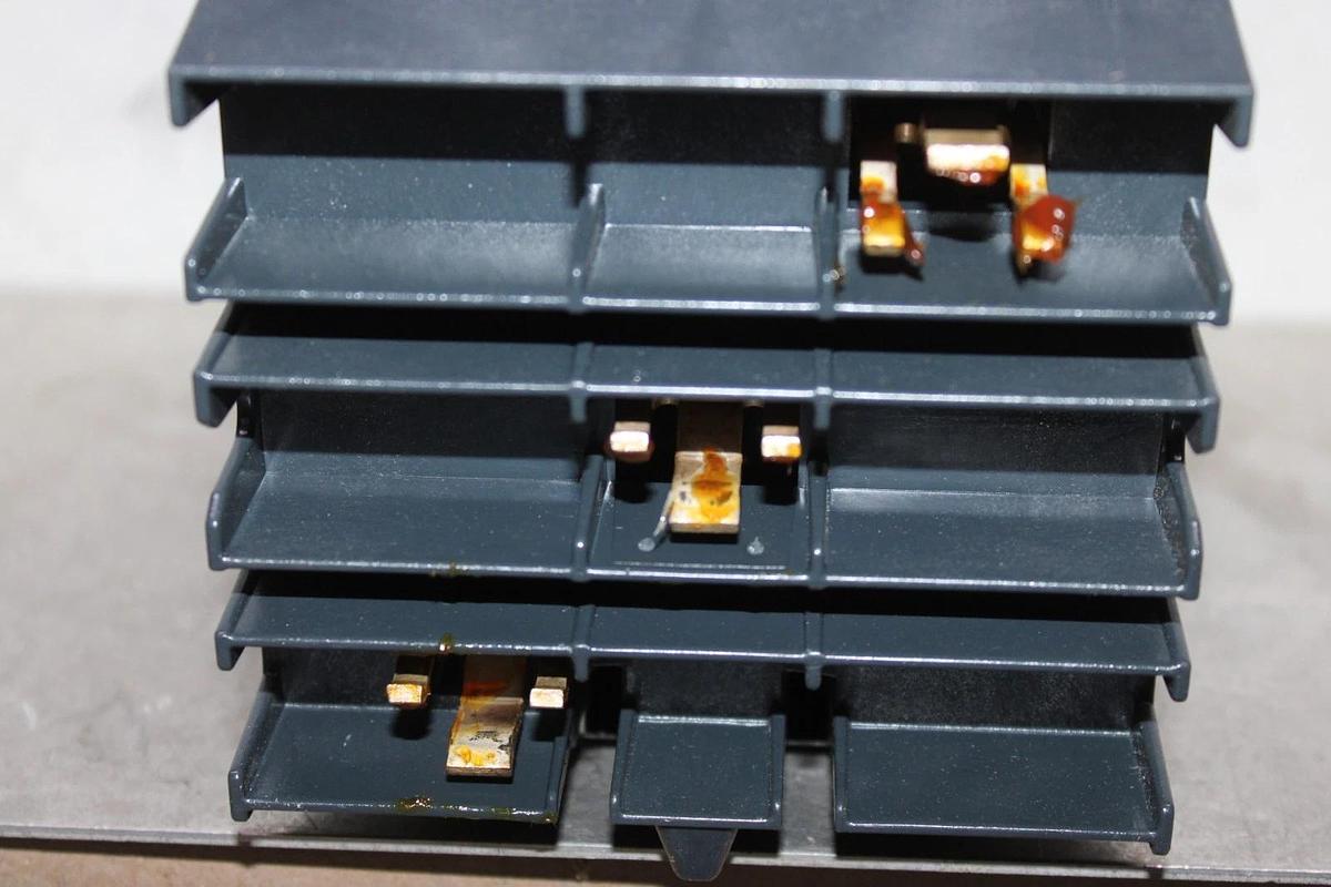 NIB SQUARE D POWERPACT I-LINE CIRCUIT BREAKER BDA34070Y 70 AMP 480/277V 3-POLE