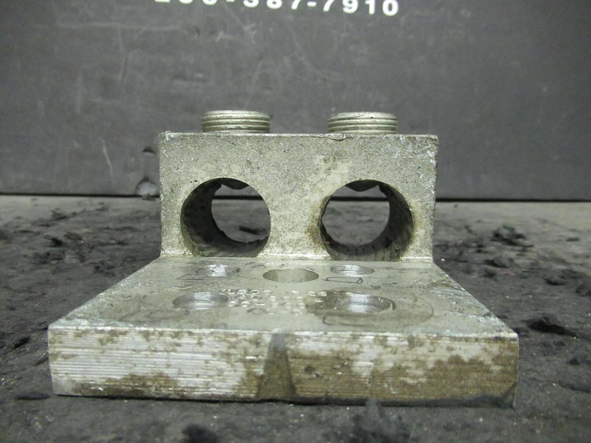 Used (2 QTY) ILSCO D2059 2 DOUBLE BARREL MECHANICAL CONNECTOR LUG TAPS 300 - 800MCM