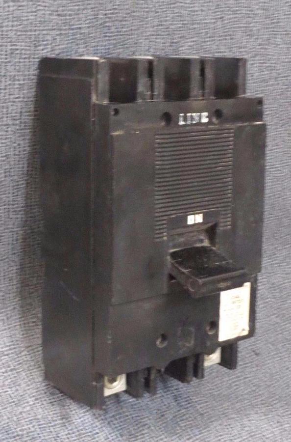 Used 125 AMP SQUARE D BREAKER 125 AMP 2 POLE 600 VAC MODEL 997217 **WARRANTY!**