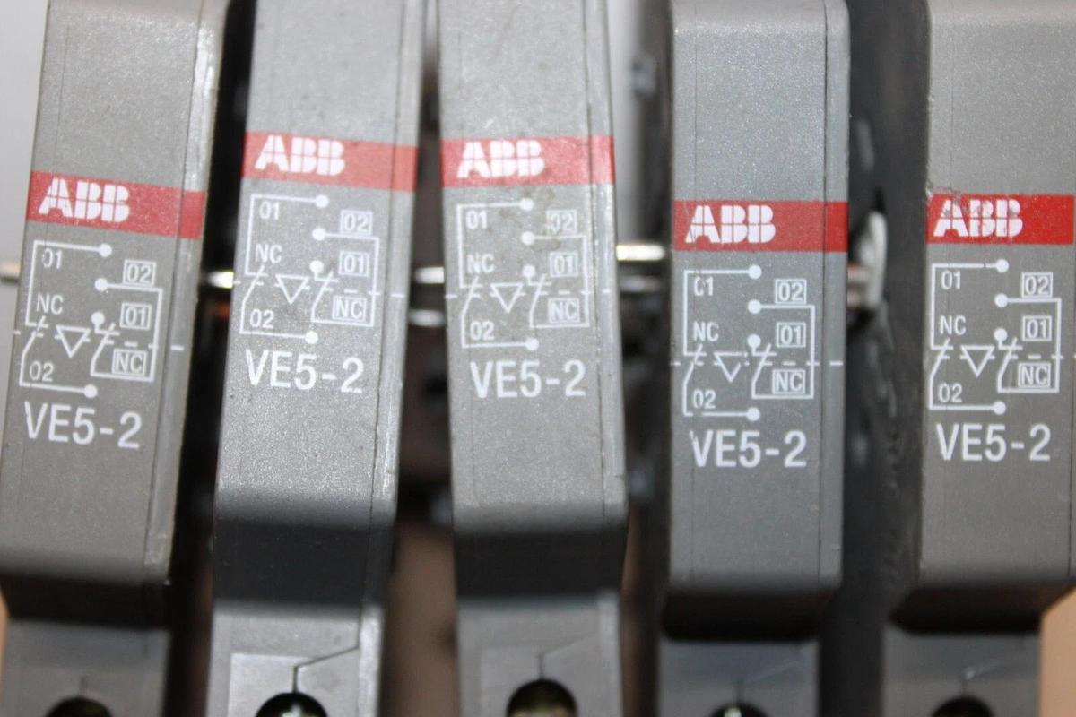 Used LOT OF 5 ABB VE5-2 MECHANICAL INTERLOCK 690 VAC 16 AMP **WARRANTY**