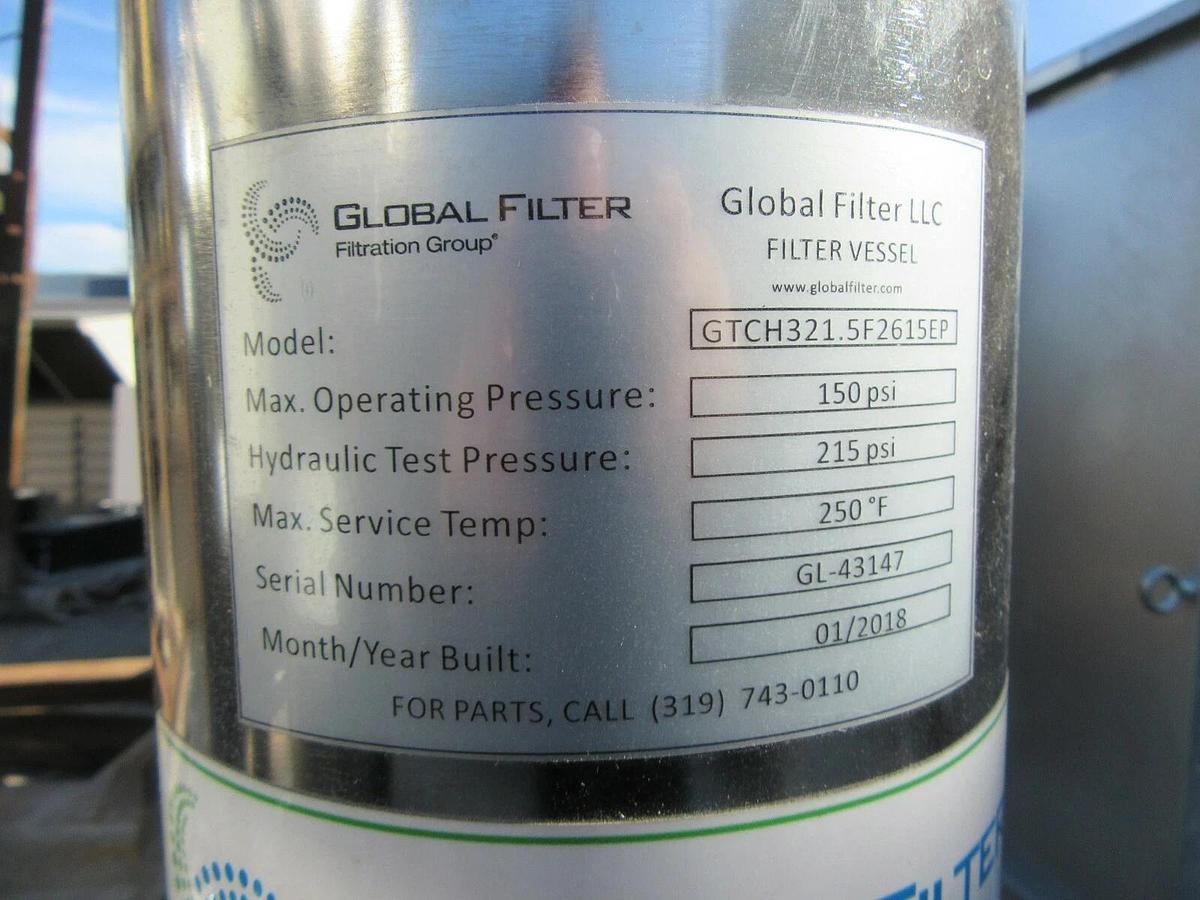 (1) 316 STAINLESS STEEL GLOBAL FILTER MULTI CARTRIDGE VESSEL GTCH3 1-1/2" FNPT
