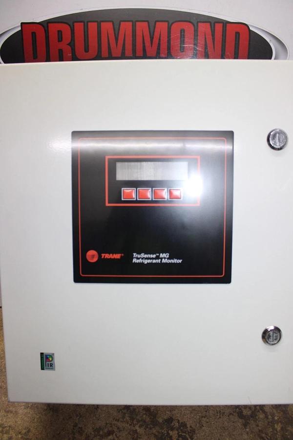 Used TRANE TRUSENSE MG REFRIGERANT 123 MONITOR RMWERP411D01001AB ENCL 4/12