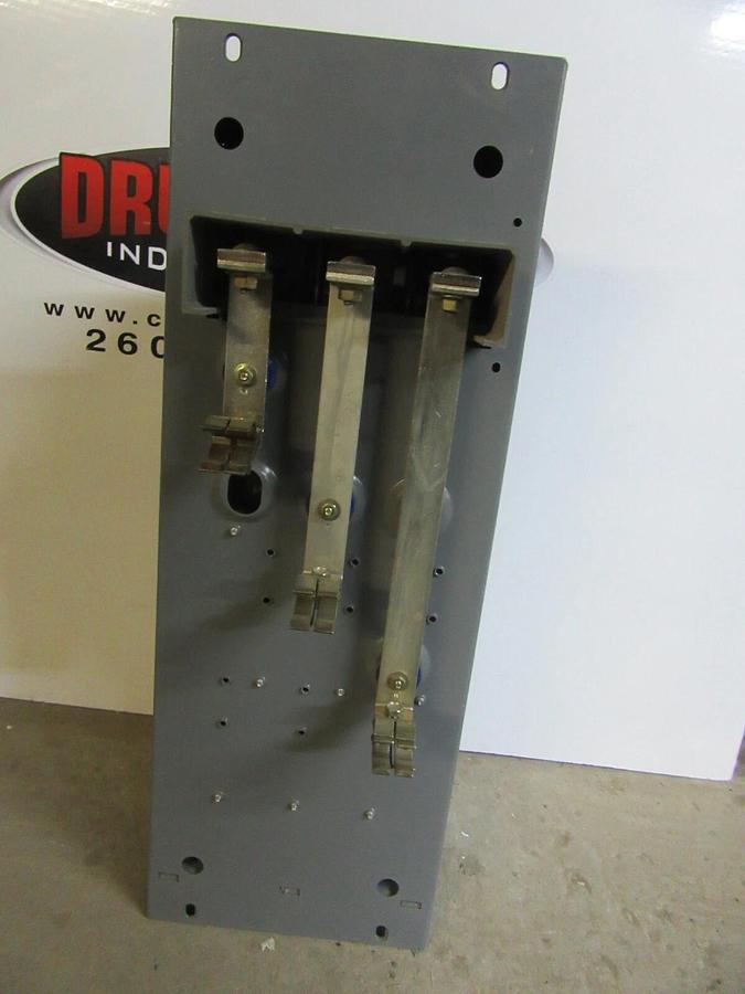 Used SQUARE D QMB PANELBOARD SWITCH QMB-364 200 AMP 600 VOLT 3-POLE 150 HP