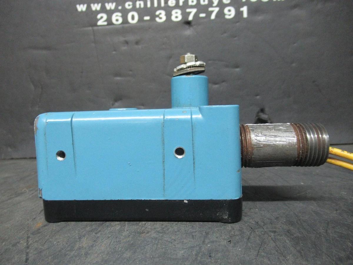 Used HONEYWELL EXPLOSION PROOF MICRO SNAP SWITCH EXA-AR20 20 AMP 480 VAC 2 HP