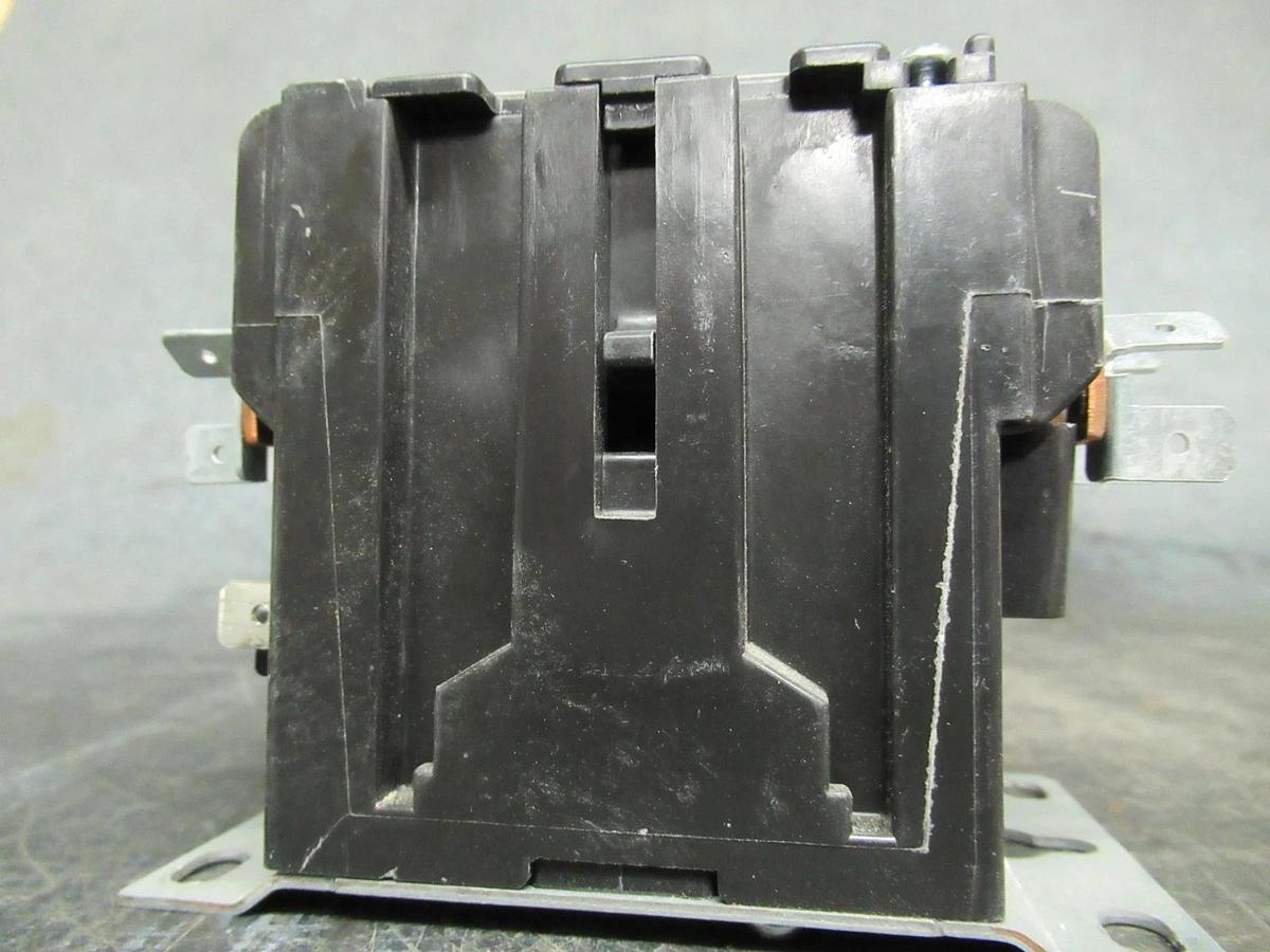 Used LIEBERT CONTACTOR 124501P1 600V 15A 20A/RES **WARRANTY INCLUDED**