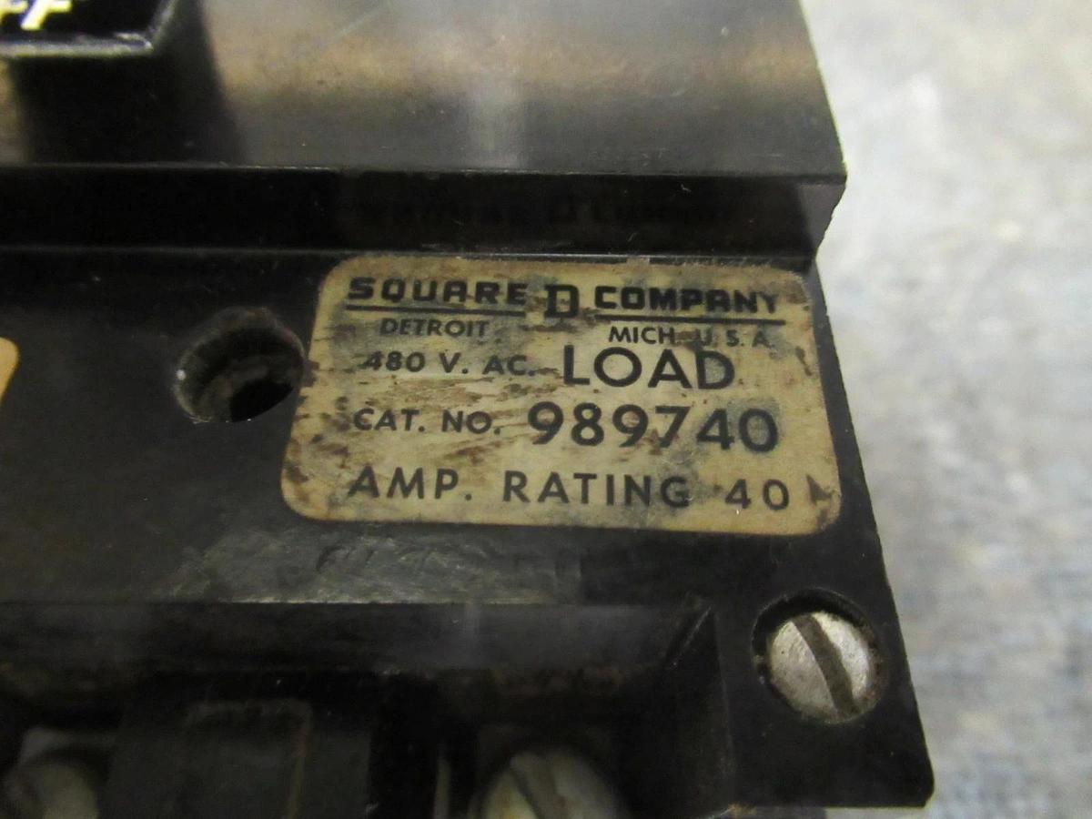 Used 40 AMP SQUARE D BREAKER 989740 480 VAC 3 POLE W/ BOTTOM LUGS *WARRANTY INCLUDED*