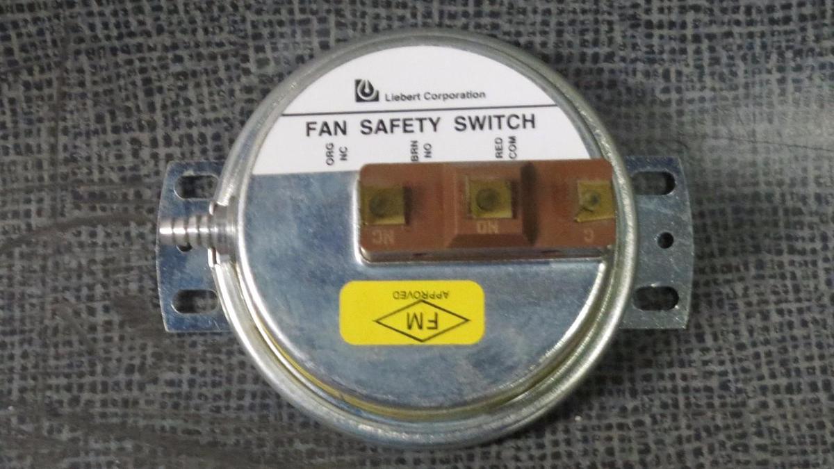 Used TRIDELTA LIEBERT FAN SAFETY SWITCH 15 AMP TO 277 VAC  MODEL: FP4022