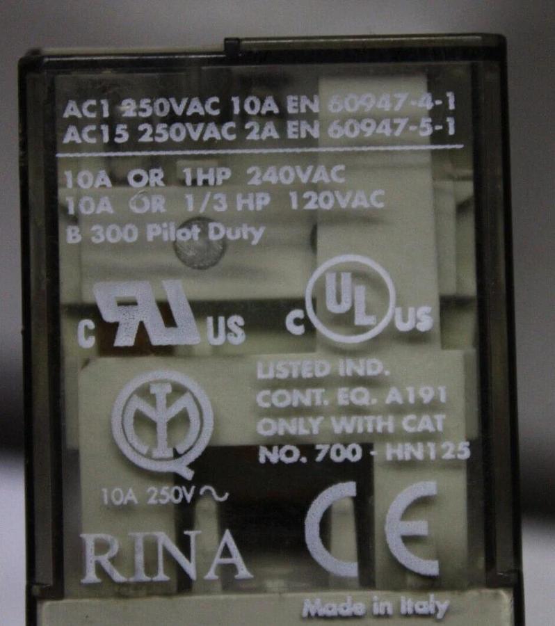 Used ALLEN BRADLEY RELAY 700-HA32A1 240 VAC 10 AMP 1 HP **WARRANTY INCLUDED**