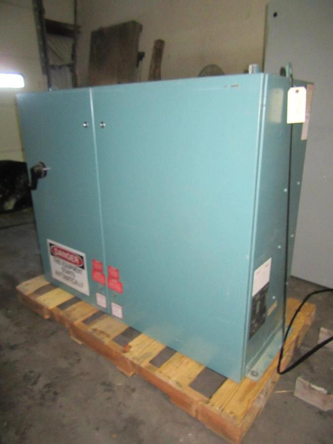 Used YORK / JOHNSON CONTROLS 351 HP VSD 371-017420-103 MO# TM351T B6F-46 390 A DRIVE