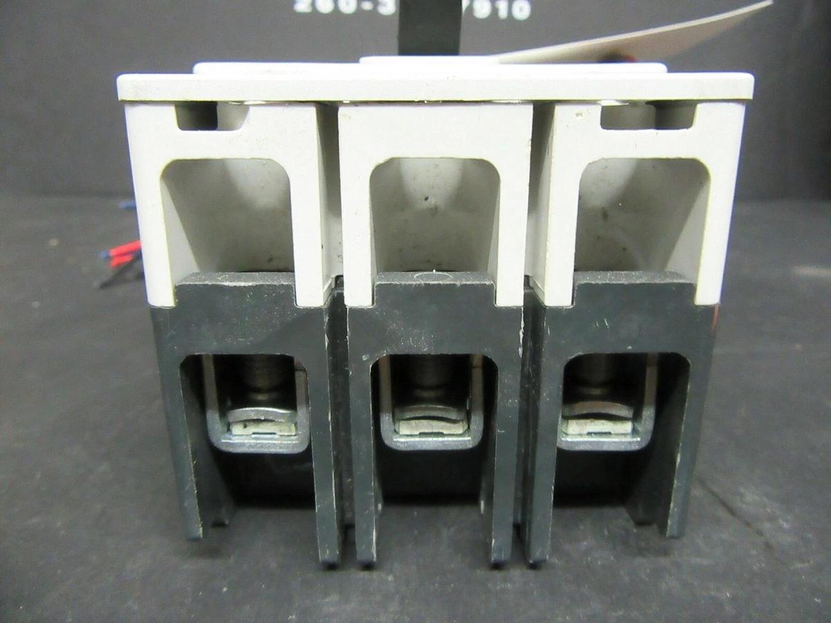 Used 3 AMP ALLEN BRADLEY BREAKER 140M-H8P-B30 3 POLE 480 VAC **WARRANTY INCLUDED!**