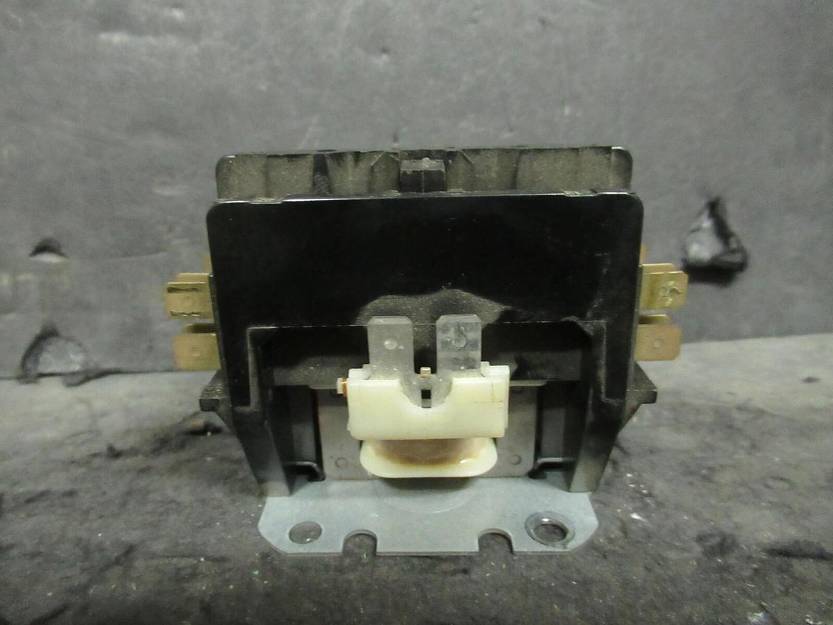 Used PRODUCTS UNLIMITED CONTACTOR 3100-20T328 / HN52KC016 20 AMP 600 VAC 120 V COIL