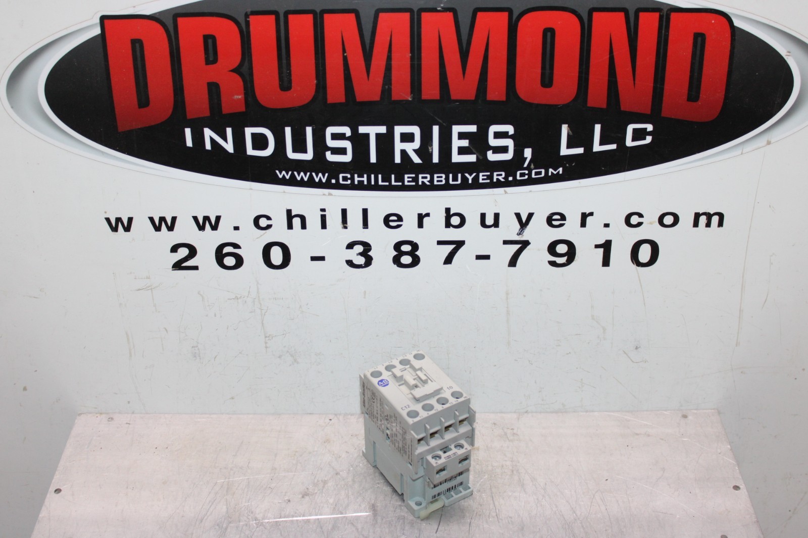 Used ALLEN BRADLEY CONTACTOR 100-C12*10 600 VAC 25 AMP 10 HP COIL: 120 VAC