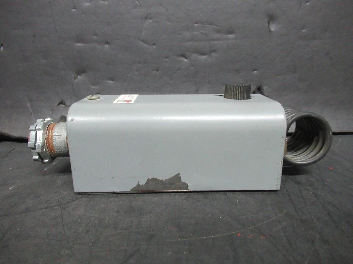 Used JOHNSON CONTROLS THERMOSTAT A19BBC-2 240 VOLT 16 AMP **WARRANTY INCLUDED**