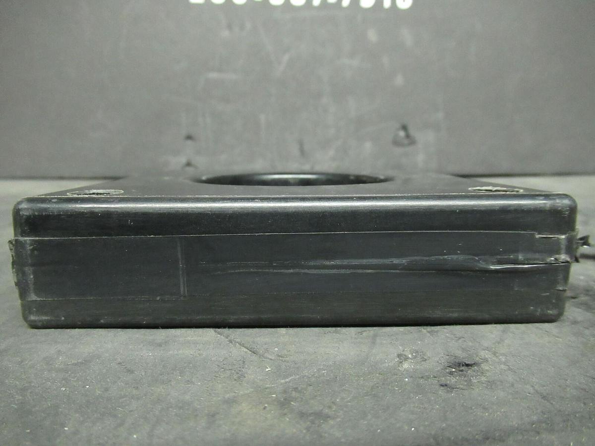 Used WICC CURRENT TRANSFORMER 653-300-00-T RATIO: 300:5 A